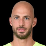 КНикола Леали