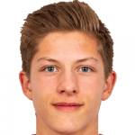 Айман Бенарус