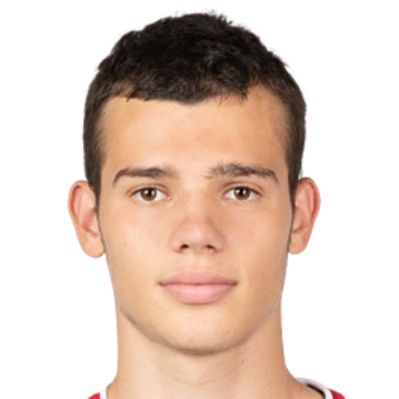 Артем Карпукас