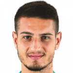 Э. Партипило