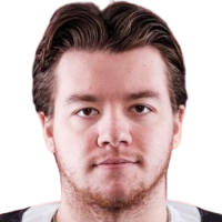 Коллин Адамс