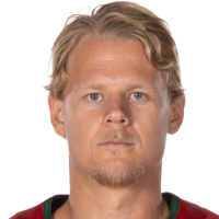 Никлас Фолин