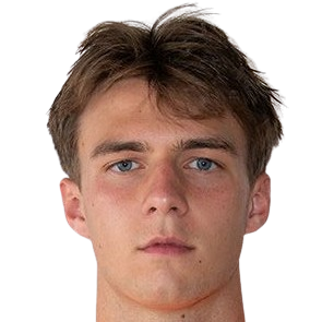 Джулиан Райан Айстоун