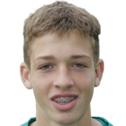 Лусиано Валенте