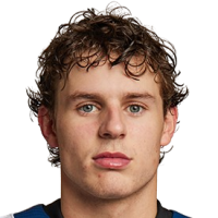 Максим МакКью